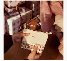 Load image into Gallery viewer, Hand &amp; Lip Set - Cinnamon &amp; Citrus
