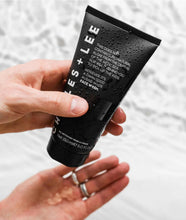 Load image into Gallery viewer, FACE WASH 150ML
