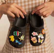 Load image into Gallery viewer, Dino Chino Charm Cup Soz
